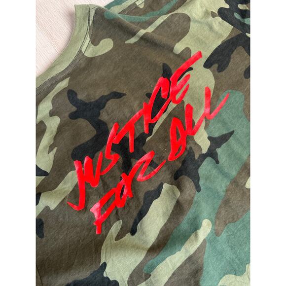 Supreme Futura Logo Tee Woodland Camo - Size M - NEW - Picture 4 of 8